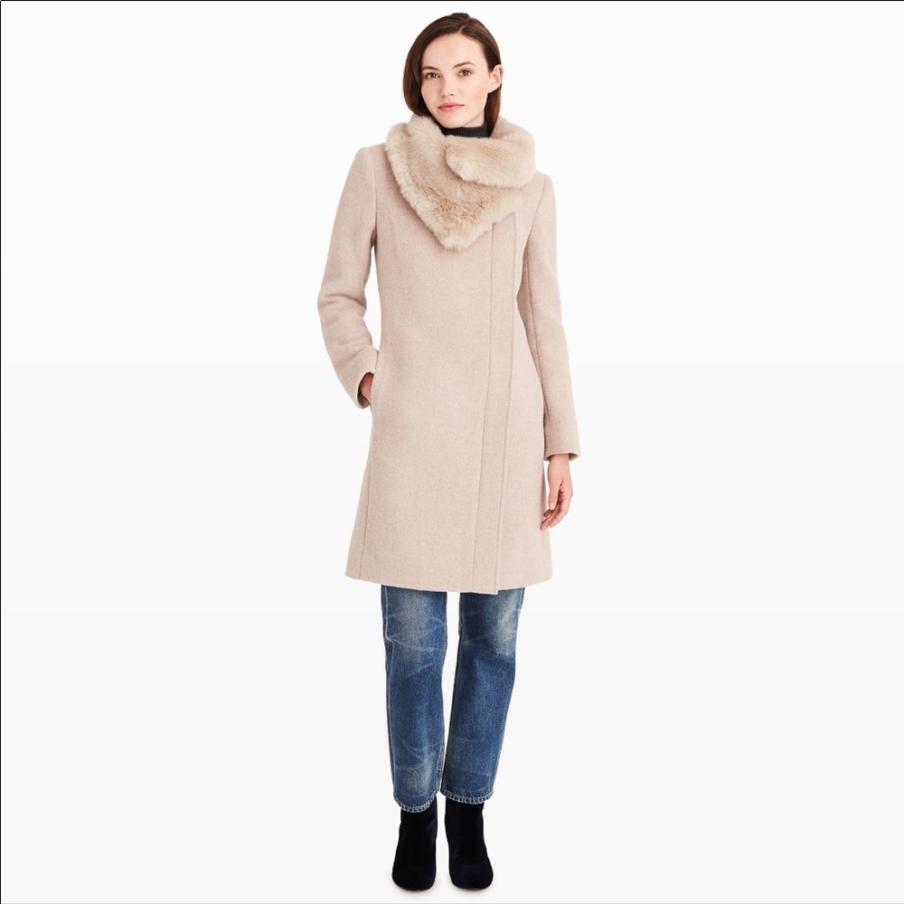 Club Monaco Evangah Coat in Natural